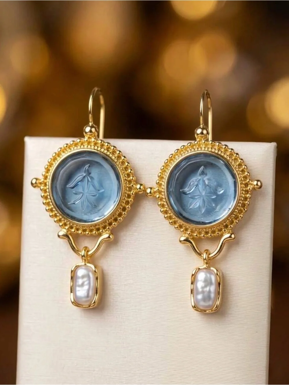 Elegant vintage blue earings